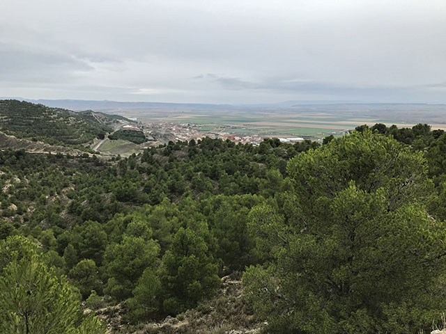 imagen panorámica desde los montes de Valtierra y con el valle del Ebro al fondo